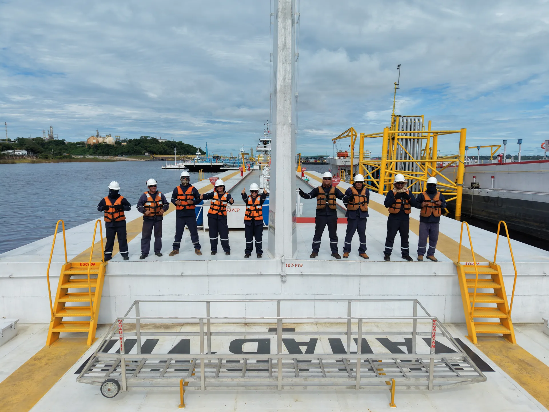 Equipe técnica da Transrios
